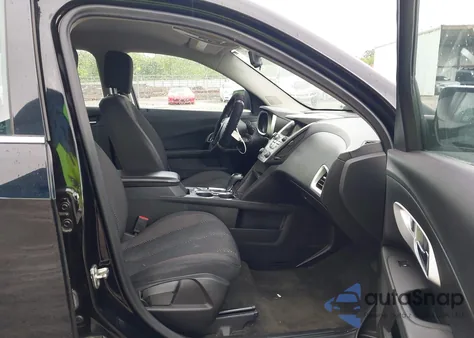 2017 Chevrolet Equinox Ls z USA, uszkodzony, nr VIN 2GNALBEK9H1555568